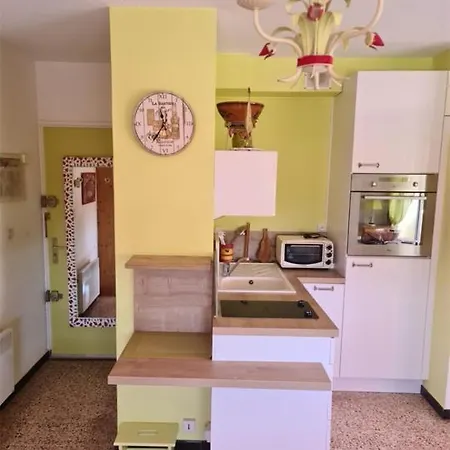 Agreable Direct Et Commerces * Le Grau-du-Roi